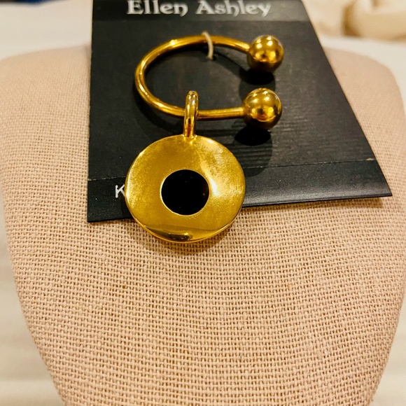O2-BUNDLE ONLY! Vintage Ellen Ashley Gold & Black Key Ring - Picture 4 of 6